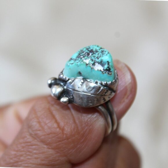 Sterling Silver Turquoise Navajo Ring Sz.7.5 hadmade Native American Patina 6.5g - Picture 1 of 11